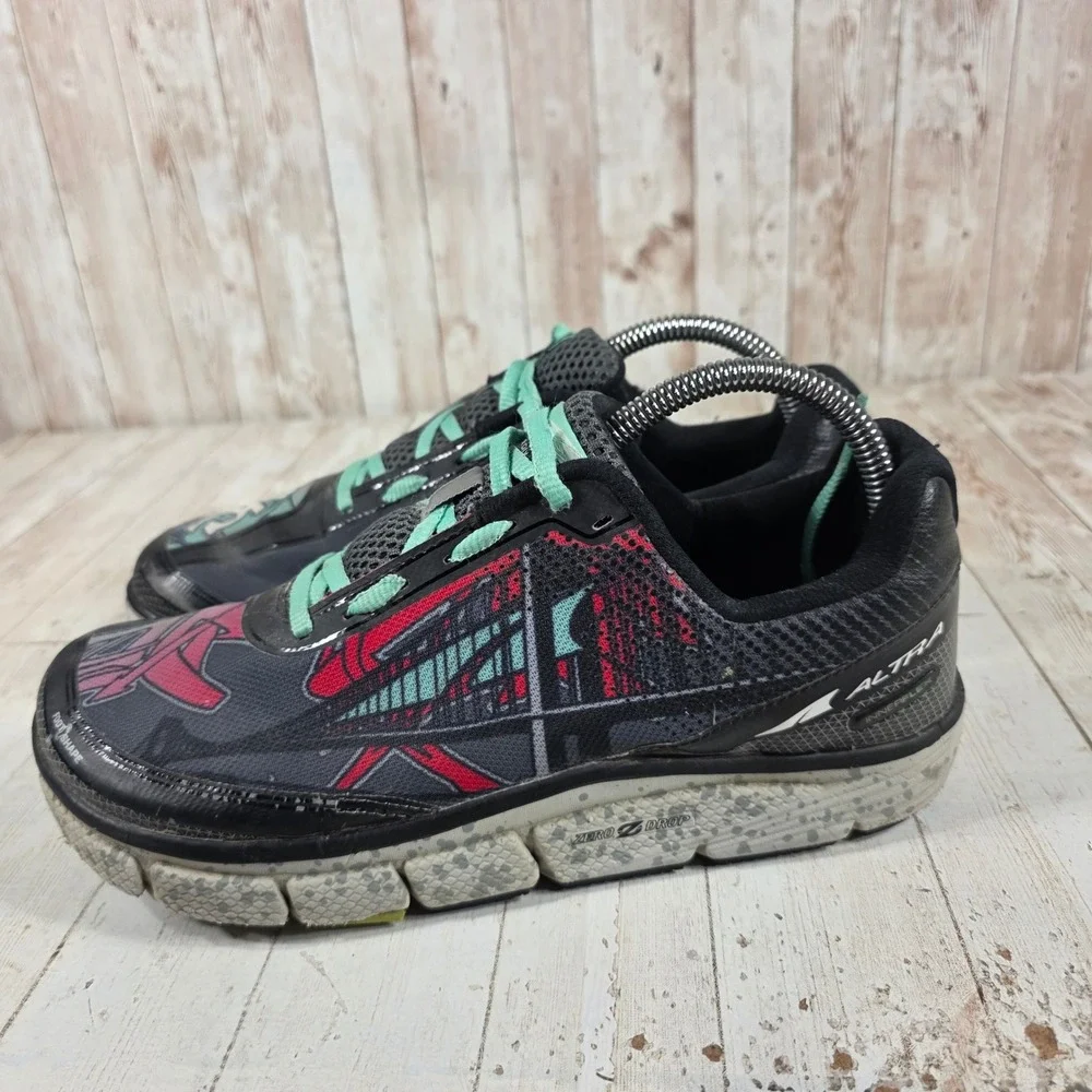 Altra Torin NYC Limited Edition Women Running Shoes Black Red 8